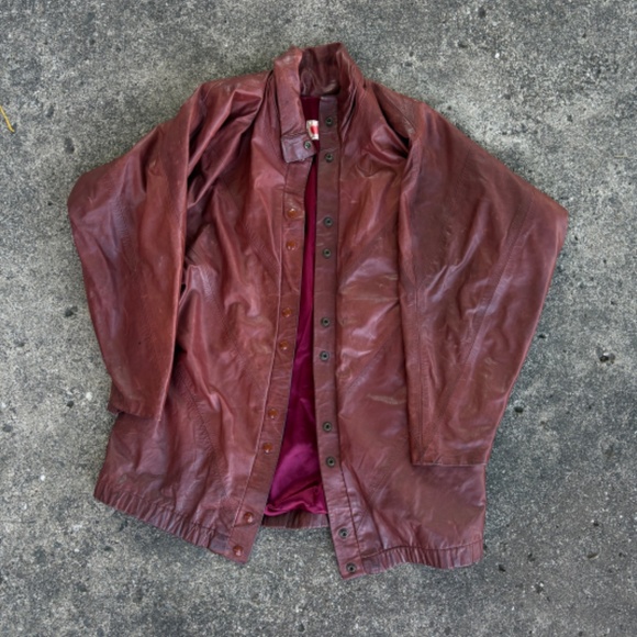 Vintage Leather Jacket - Picture 7 of 7